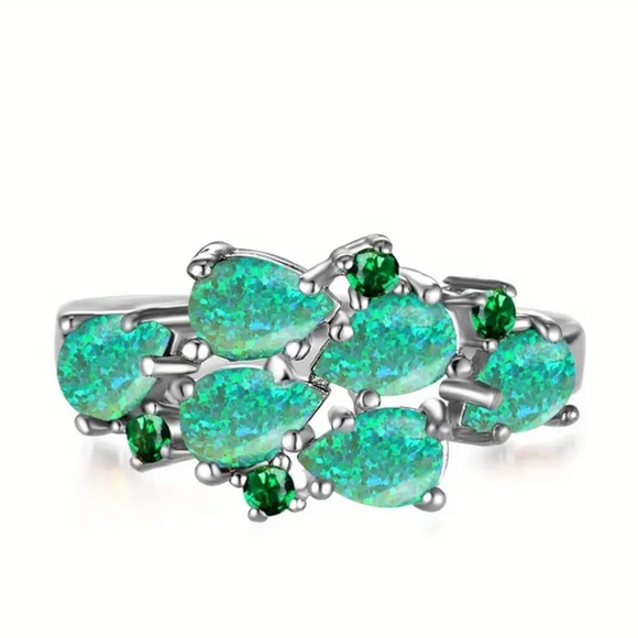 Genuine Green Teardrop Opal Ring - Picture 3 of 3